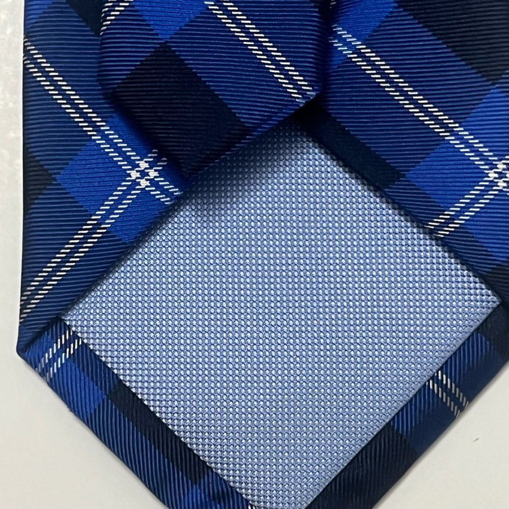 Tommy Hilfiger 100% Silk Tartan Plaid Designer Tie Blue Preppy Business Necktie - Picture 10 of 11